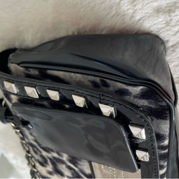 Betsey Johnson Black and Cream Leopard Shoulder Bag - Picture 8 of 8
